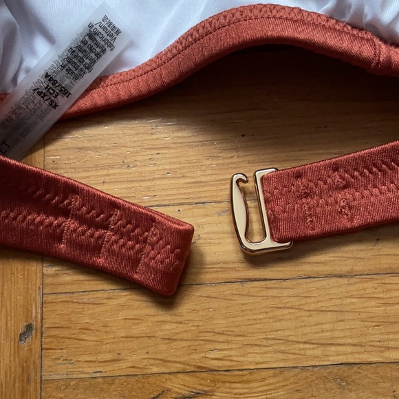 NWT Victoria’s Secret Shine Strap Tulum Bikini Top - Picture 7 of 13